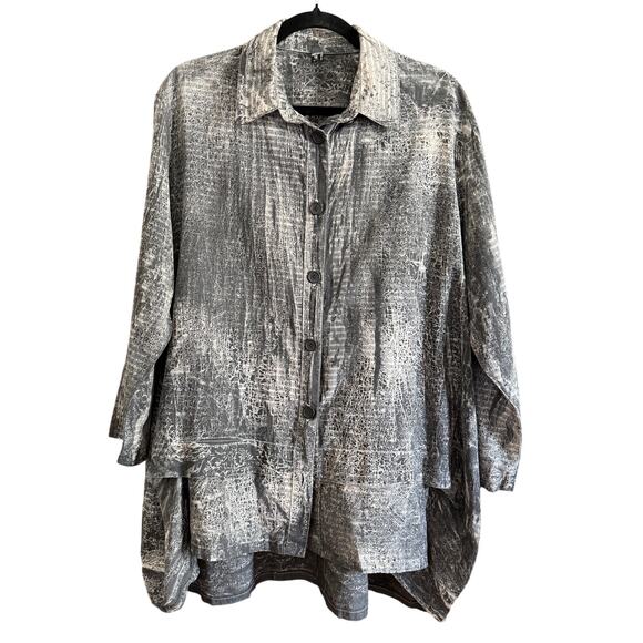 DRESS TO KILL by Jane Mohr | Black and White Hand Dyed Lagenlook Tunic Blouse - Picture 1 of 8